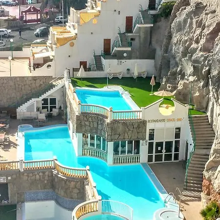 Monsenor Playa del Cura